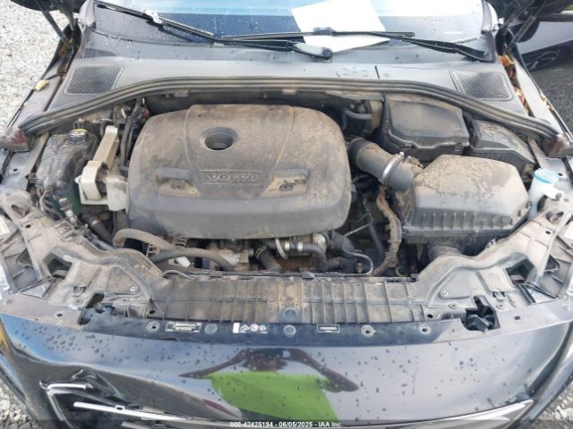 2017 VOLVO S60 INSCRIPTION LYV402HKXHB126321 Photo 9