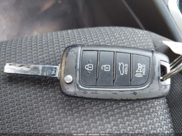 3KPC24A37KE064795 Hyundai ACCENT SE