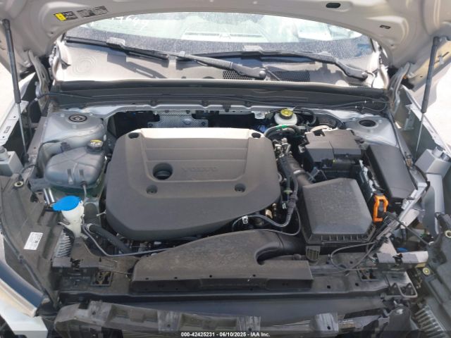 2024 VOLVO XC40 YV4L12UE0R2249649 Photo 9