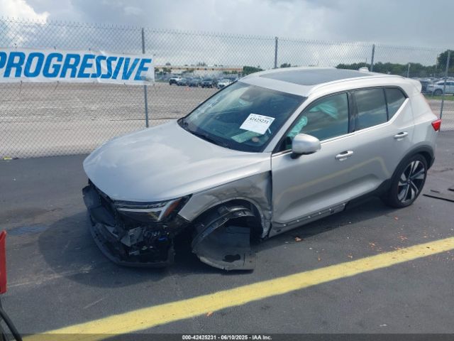 2024 VOLVO XC40 YV4L12UE0R2249649 Photo 1
