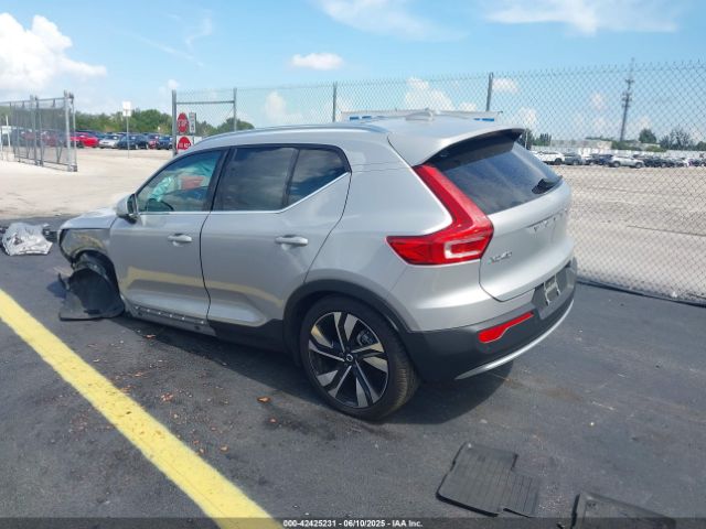 2024 VOLVO XC40 YV4L12UE0R2249649 Photo 2