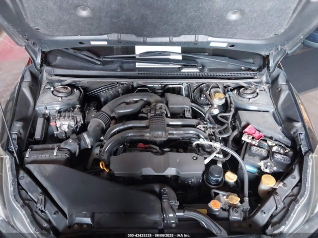 JF1GPAY60FH281886 Subaru 2.0l na