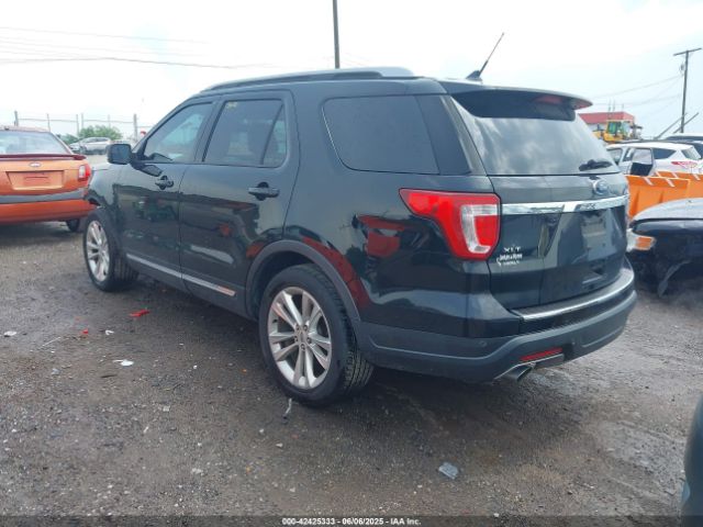 2018 FORD EXPLORER 1FM5K7D83JGC39166 Photo 2