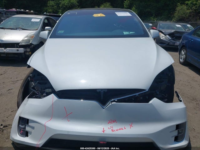 Tesla MODEL X 2019 5YJXCBE29KF207227 Image 13