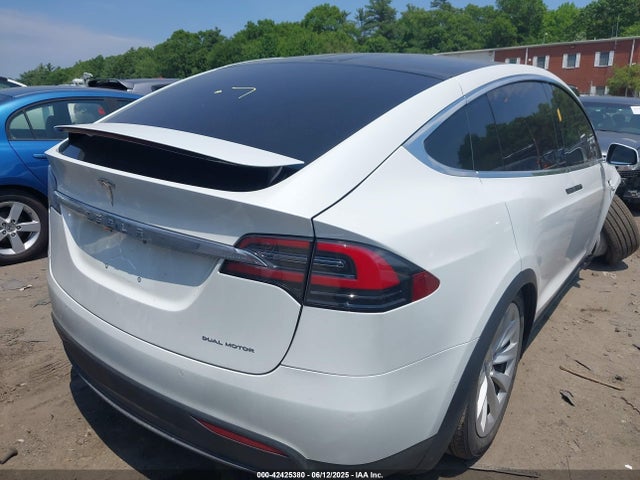 Tesla MODEL X 2019 5YJXCBE29KF207227 Image 4