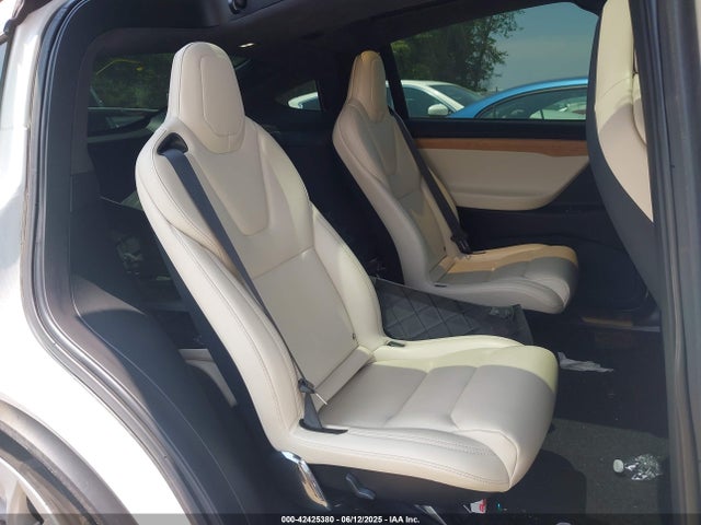 Tesla MODEL X 2019 5YJXCBE29KF207227 Image 8