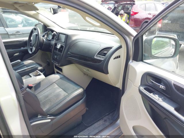 2016 CHRYSLER TOWN & COUNTRY 2C4RC1BG4GR142415 Photo 4