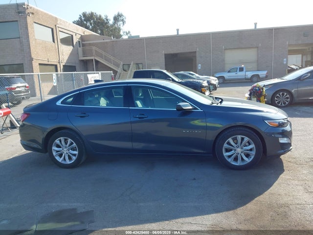 1G1ZD5STXLF060278 Chevrolet Malibu Fwd Lt