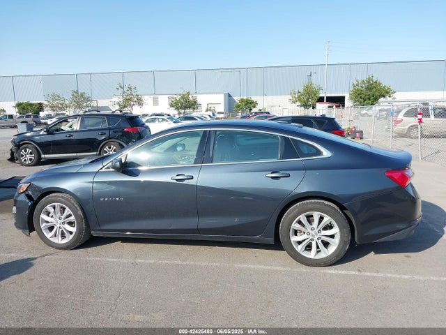 1G1ZD5STXLF060278 Chevrolet Malibu Fwd Lt