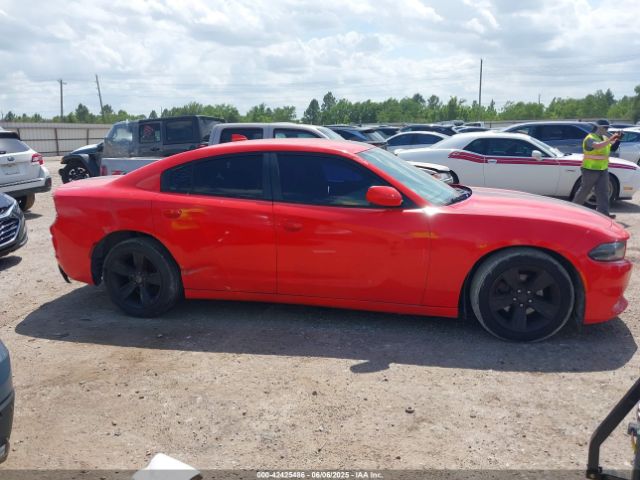 2C3CDXHG9GH172873 Dodge 2016