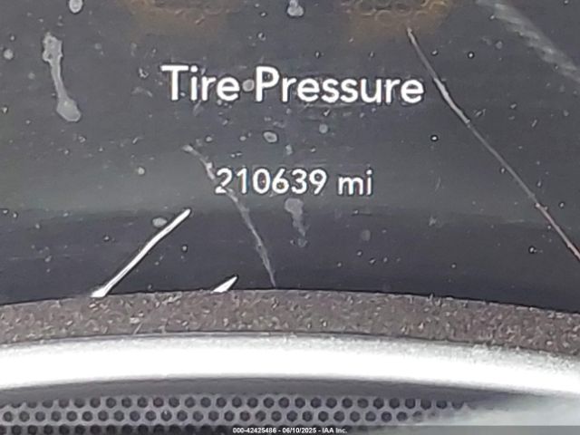 2C3CDXHG9GH172873 Dodge 2016