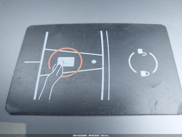 2023 TESLA MODEL Y 7SAYGDEE3PA033905 Photo 10