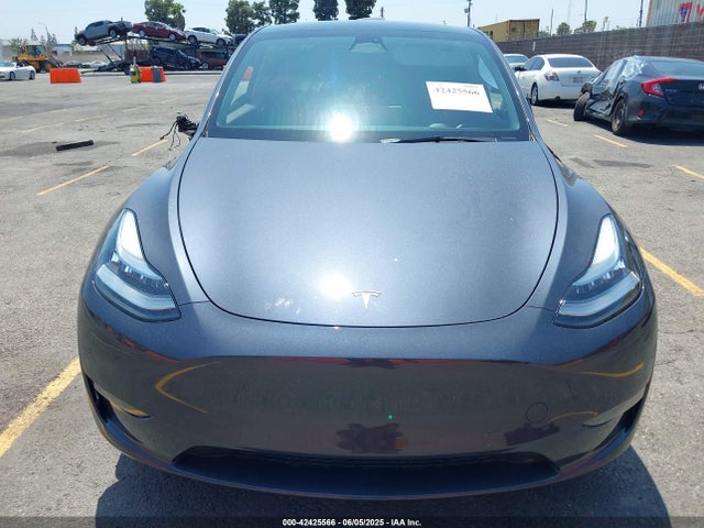 7SAYGDEE3PA033905 Tesla Model Y