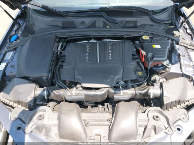 2015 JAGUAR XF SAJWJ0FF3F8U88469 Photo 9