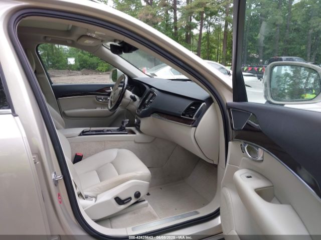 2016 VOLVO XC90 YV4A22PK9G1054528 Photo 4
