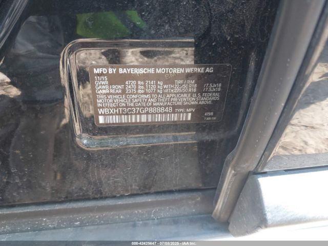 2016 BMW X1 WBXHT3C37GP888848 Photo 8