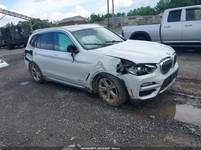 2018 BMW X3 5UXTR9C51JLC82858