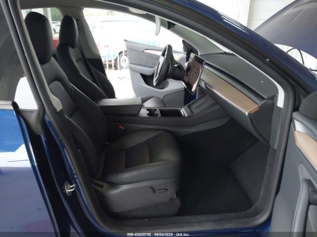 2023 TESLA MODEL Y 7SAYGDEE6PA165167 Photo 4