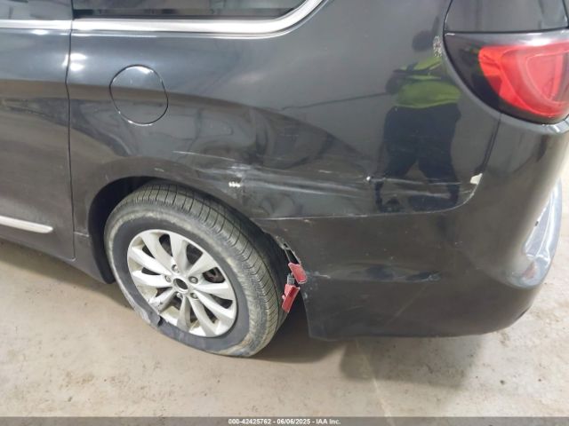 2017 CHRYSLER PACIFICA 2C4RC1BG0HR576249 Photo 5