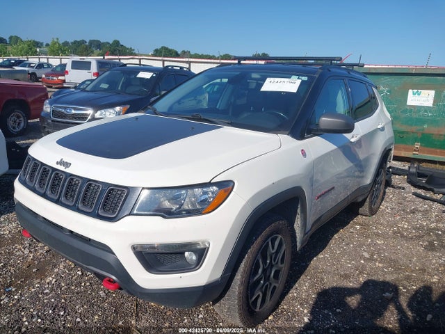 Jeep Compass 2020 3C4NJDDB8LT207880 Image 2