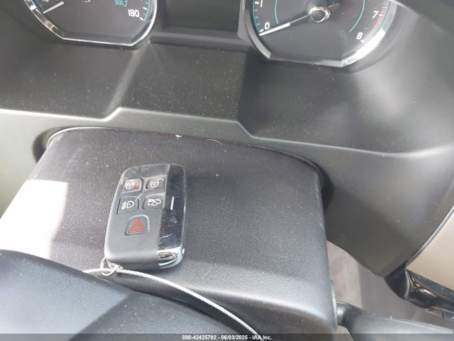 2015 JAGUAR XF SAJWA0F74F8U76324 Photo 10