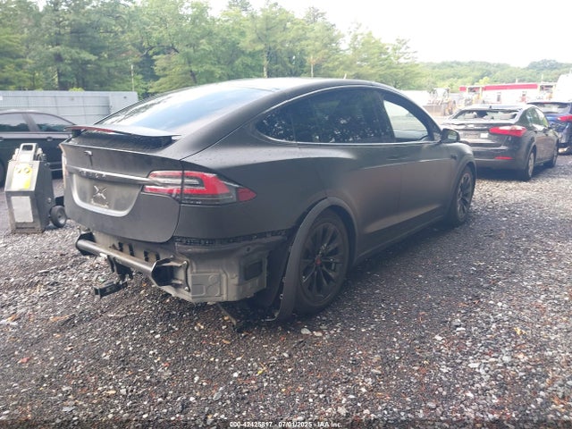 5YJXCAE26LF270281 Tesla MODEL X