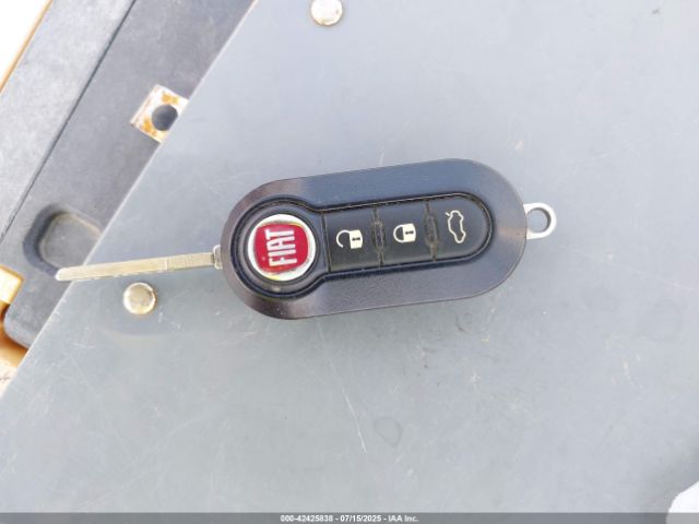 2014 FIAT 500L ZFBCFADH5EZ029047 Photo 10