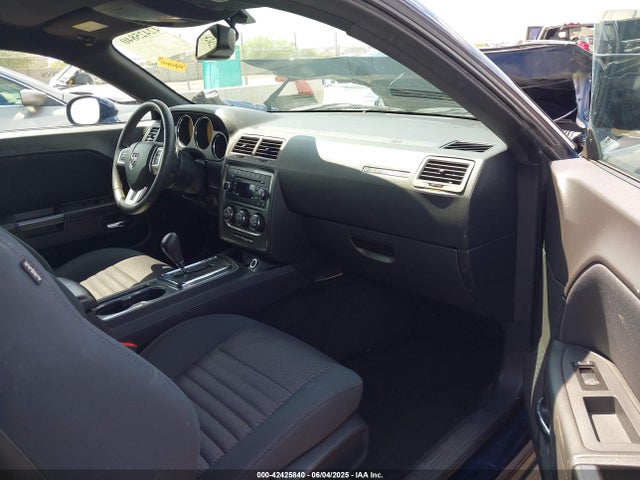 Dodge Challenger 2014 2C3CDYAG1EH249751 Image 5