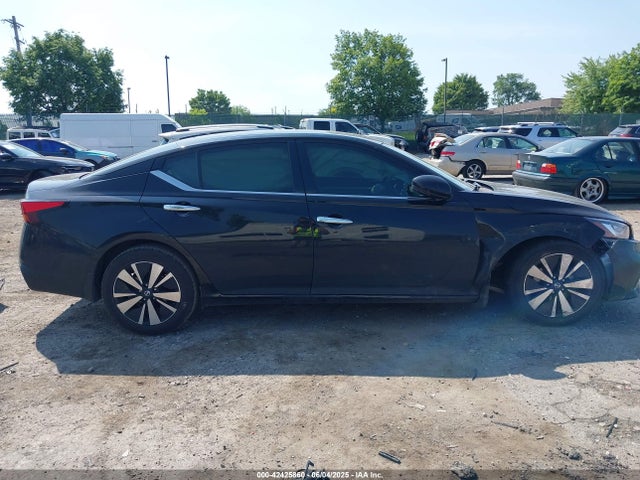 Nissan 2019 2019 1N4BL4DV0KC216919 Image 12