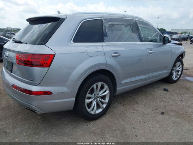 2019 AUDI Q7 WA1LAAF76KD042912 Photo 3