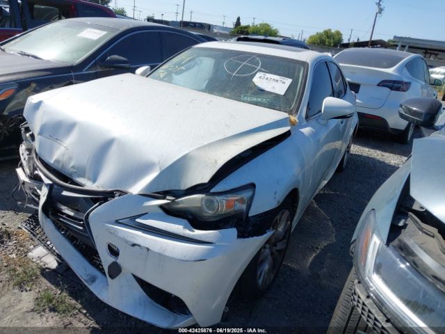 2016 LEXUS IS 200T JTHBA1D24G5018116 Photo 1