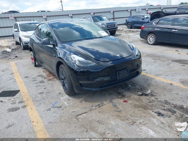 2025 TESLA MODEL Y 7SAYGDED6SA340405 Photo 0