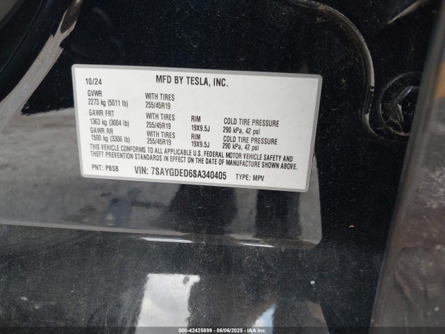 2025 TESLA MODEL Y 7SAYGDED6SA340405 Photo 8
