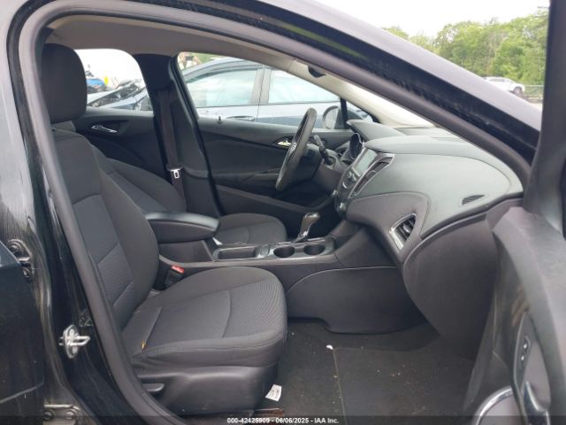 2017 CHEVROLET CRUZE 1G1BE5SM1H7250205 Photo 4
