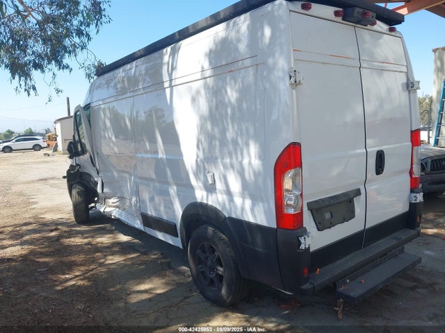 RAM Promaster 2500 2022 3C6LRVDG2NE107032 Image 3