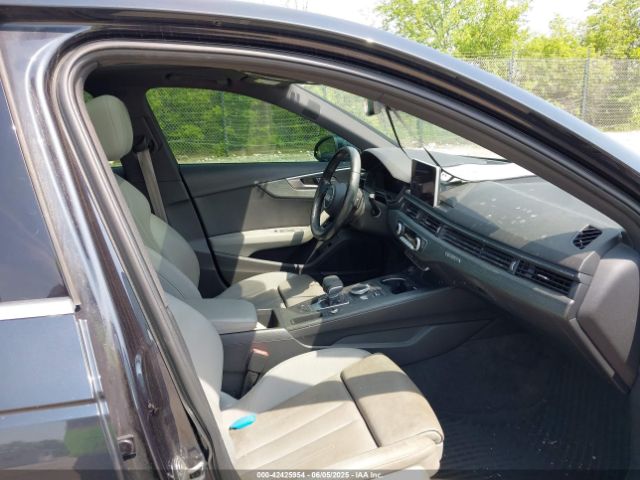 2017 AUDI A4 WAUENAF45HN025981 Photo 4