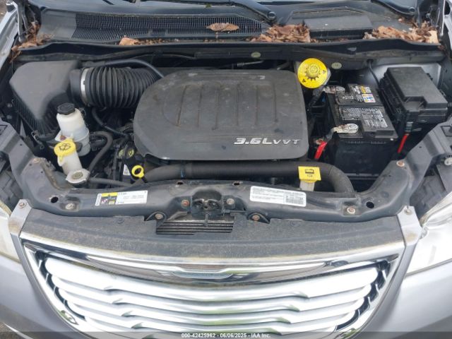 2015 CHRYSLER TOWN & COUNTRY 2C4RC1BG9FR525541 Photo 9