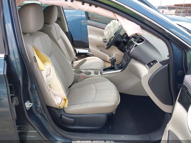 3N1AB7AP5GY261467 Nissan 2016