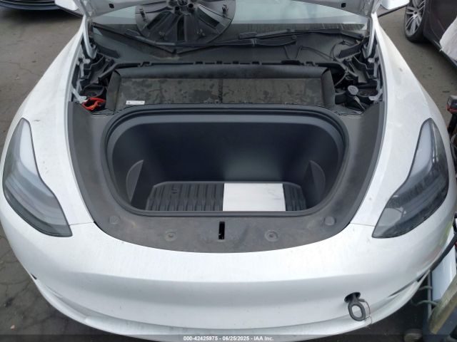 2023 TESLA MODEL Y 7SAYGDEE2PF901590 Photo 9