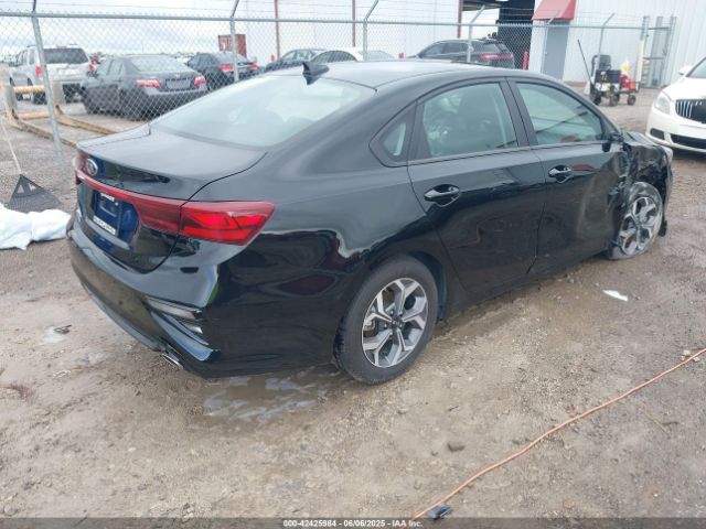 2021 KIA FORTE 3KPF24AD4ME363086 Photo 3