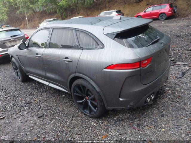 2019 JAGUAR F-PACE SADCZ2EE6KA607539 Photo 2
