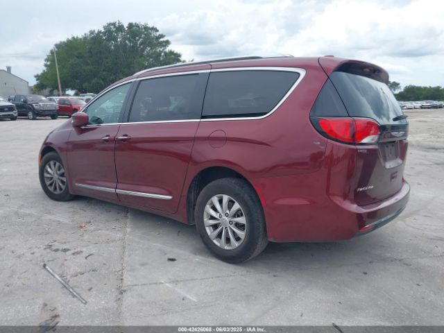 2018 CHRYSLER PACIFICA 2C4RC1BG4JR110720 Photo 2