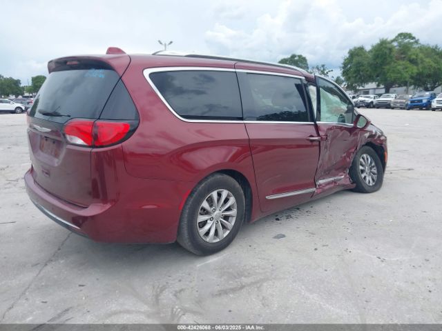2018 CHRYSLER PACIFICA 2C4RC1BG4JR110720 Photo 3