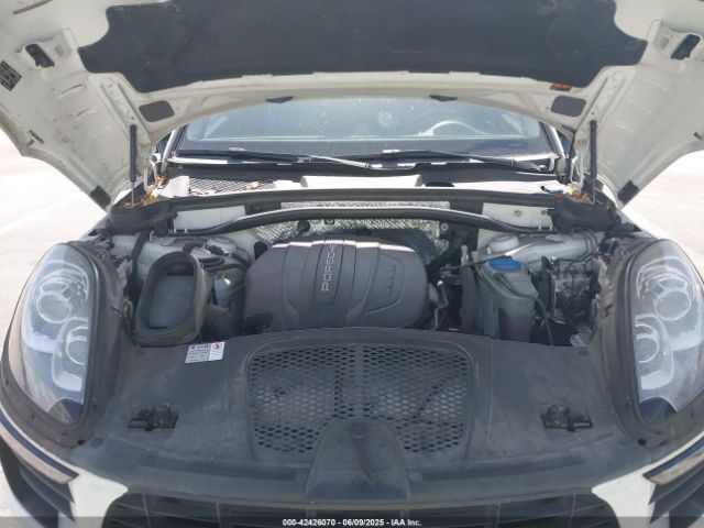2018 PORSCHE MACAN WP1AA2A55JLB09317 Photo 9