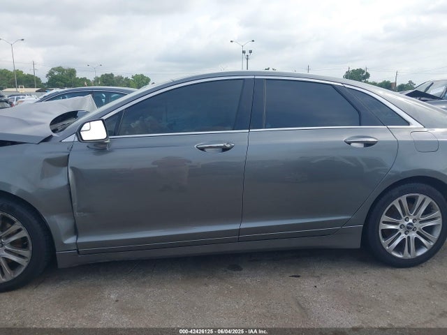 3LN6L2GK3ER807586 Lincoln MKZ