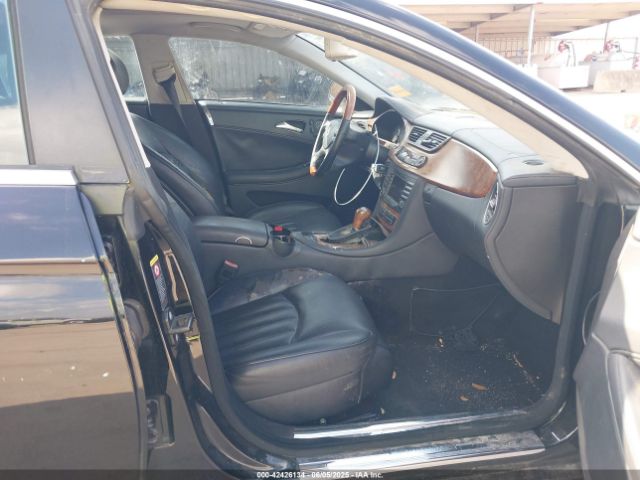 2006 MERCEDES-BENZ CLS 500 WDDDJ75X76A035513 Photo 4
