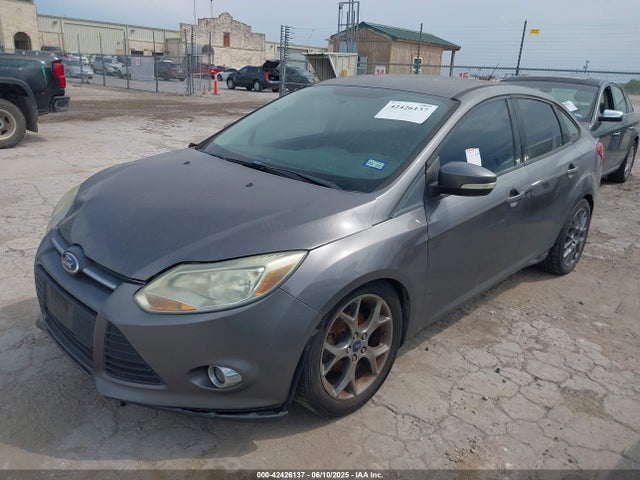 1FADP3F22EL373074 Ford FOCUS SE