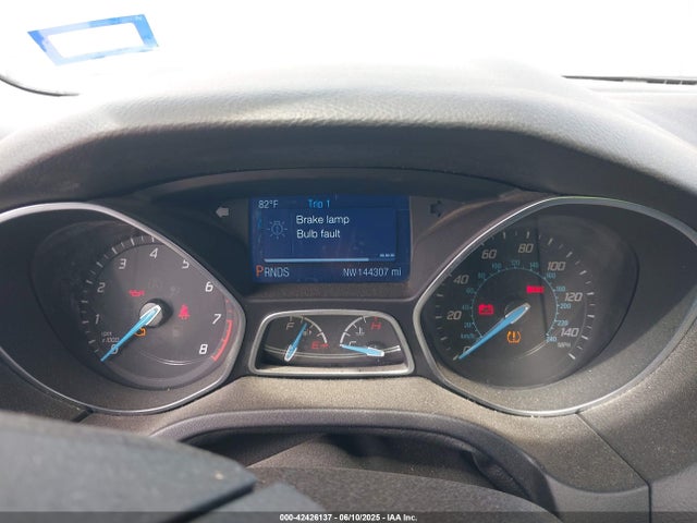 1FADP3F22EL373074 Ford FOCUS SE