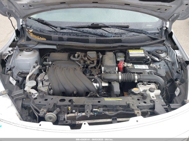 3N1CN7AP9JK431131 Nissan 2018