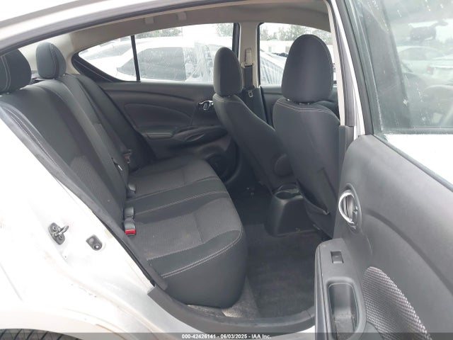 3N1CN7AP9JK431131 Nissan 2018